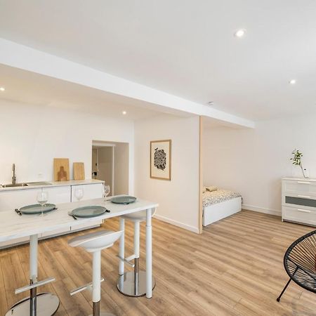 Quartier Du Chateau, Superbe Appartement Avec Parking Pau Zewnętrze zdjęcie