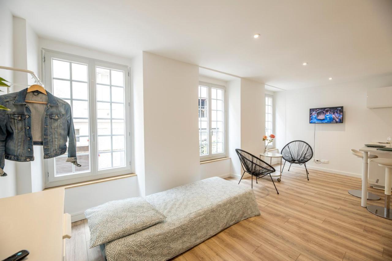 Quartier Du Chateau, Superbe Appartement Avec Parking Pau Zewnętrze zdjęcie
